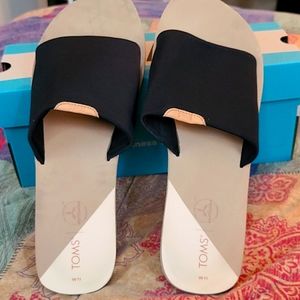 Toms Carly Slides Black Women's Size 11